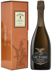 G.H. Martel Champagne Victoire Extra Brut Golden Eagle 2005 i presentask